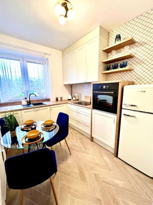 B&W Luxurious Apartment In The Heart Of Breslavia Exterior foto